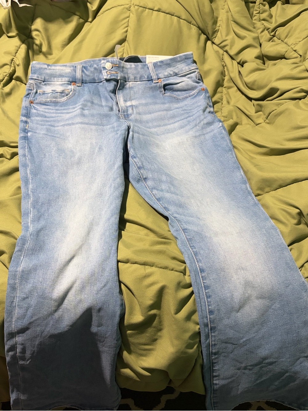 American Eagle curvy high rise skinny kick jeans size 16 short